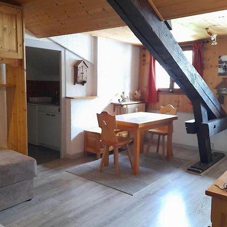 Studio In The Center Of The Village Ла-Клюза Екстер'єр фото